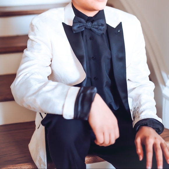 Paisley and gray coat from men’s wear house - Picture 3 of 3